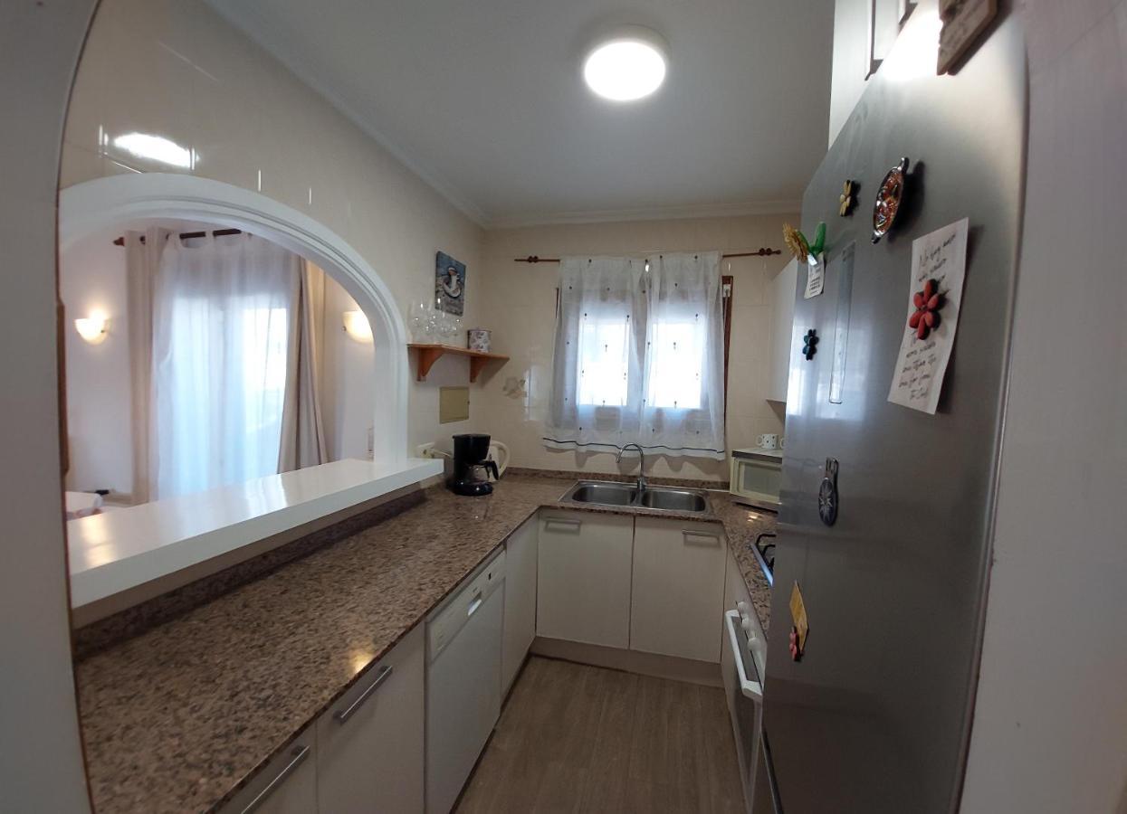 Villa Totalmente Independiente Con Piscina Comunitaria Calp Exterior foto